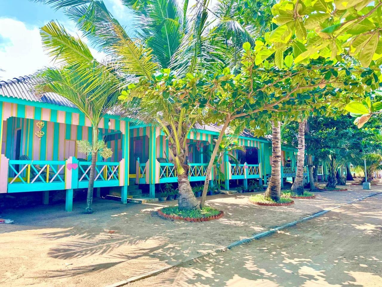 Hotel Simone Rabbit Island Kep Esterno foto